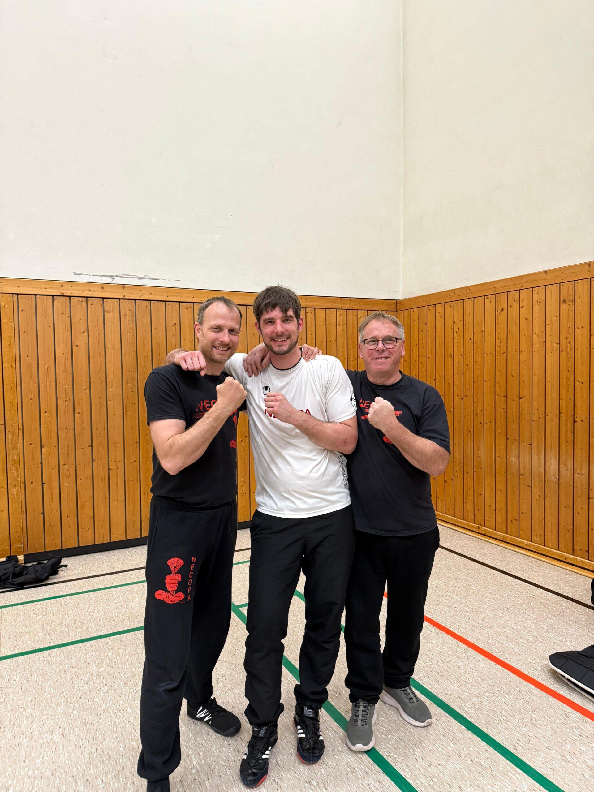 GM Christian Nau, Arnispraktiker Jonas Fuchs und Meister Michael Schneider